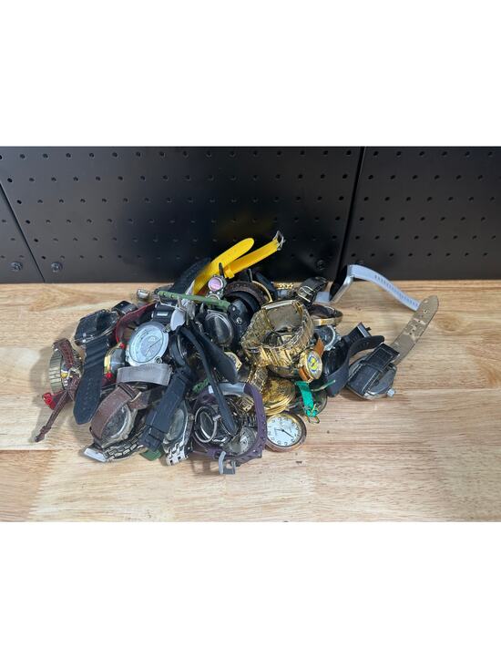 Unbranded Other - Mixed Lot of 50 Watches For Parts and Repair Only